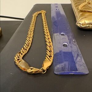 Figuro link 16” gold tone necklace